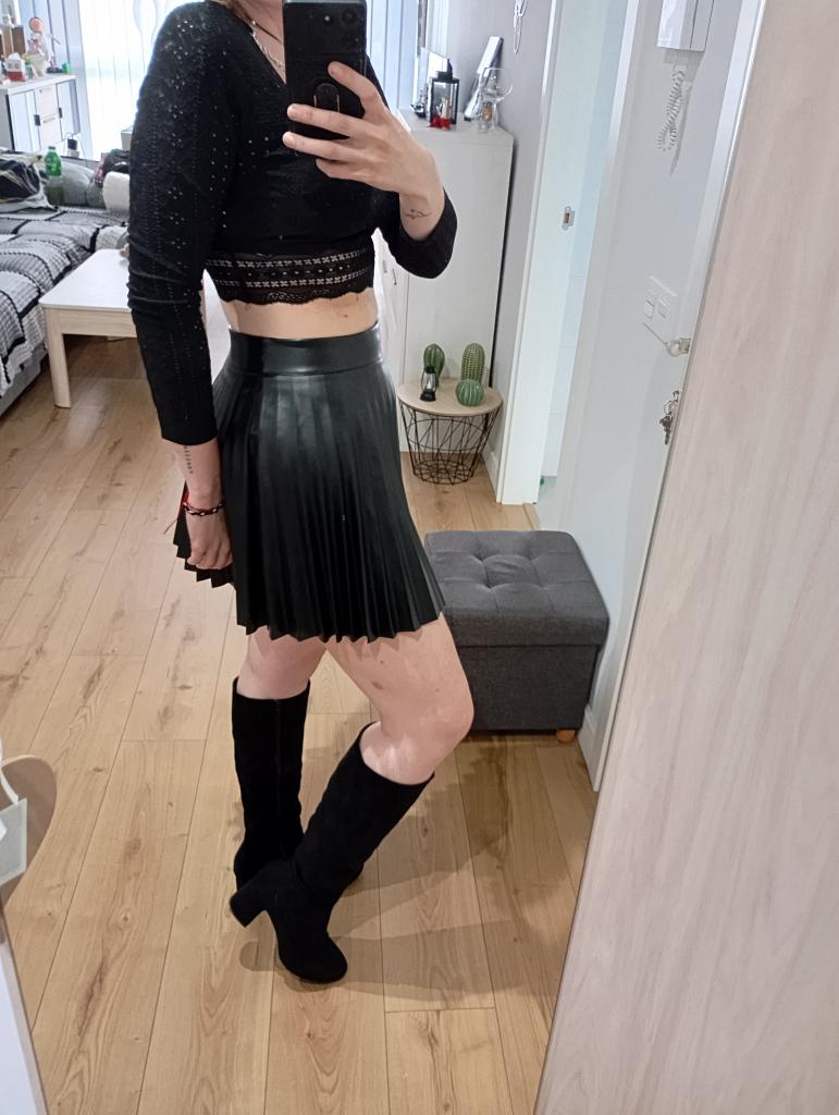 742062338: Chica busca chico en Asturias