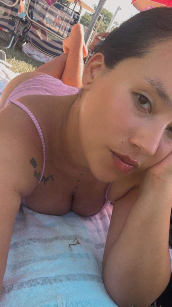 Chica busca chico en Cádiz: 