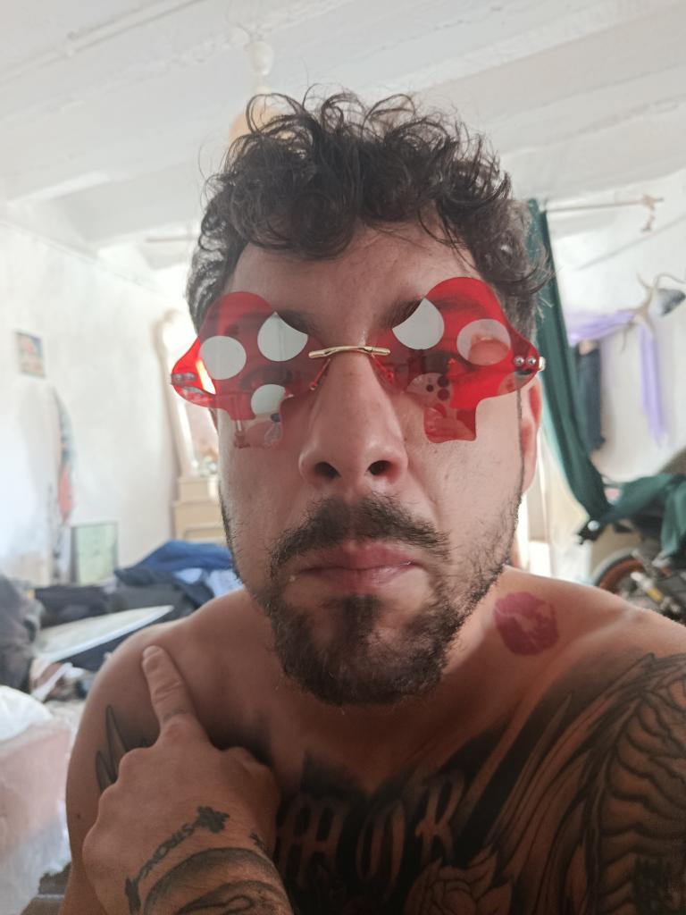 Chico busca chica en Tarragona: 