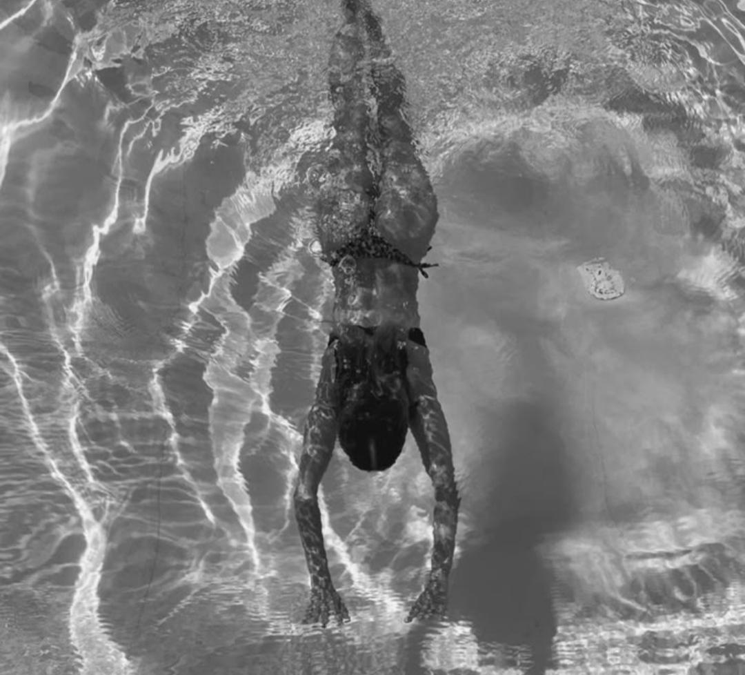 Chica busca chico en Alicante: Chica busca chico