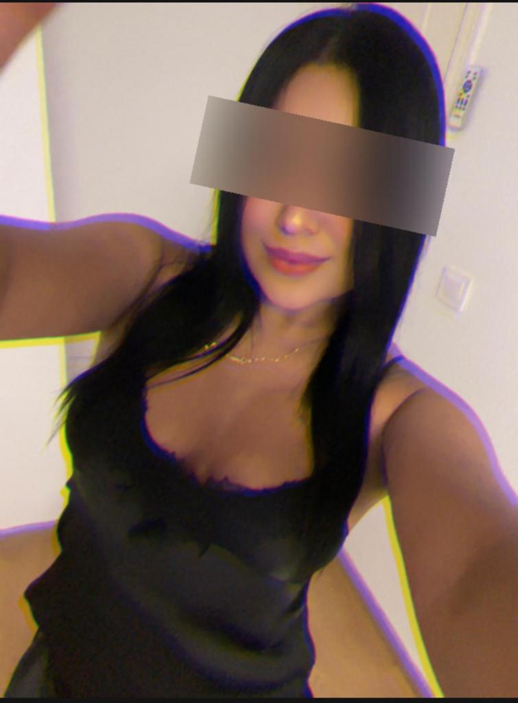 Chica busca chico en Almería: 