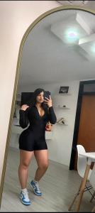 611305269: Chica busca chico en Málaga