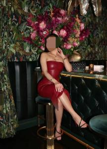 602014411: Chica busca chico en Orense