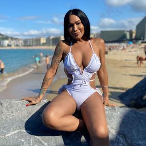 697229451: Transexual en Granada