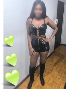 632948779: Chica busca chico en La Coruña