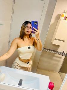 685416147: Chica busca chico en Valencia