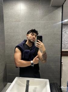 632651956: Chico busca chica en Madrid