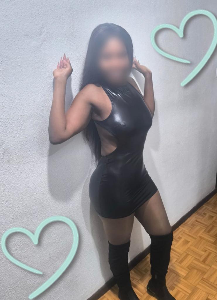 632948779: Chica busca chico en La Coruña