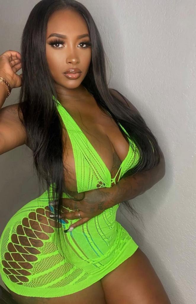 Chica busca chico en Cádiz: 