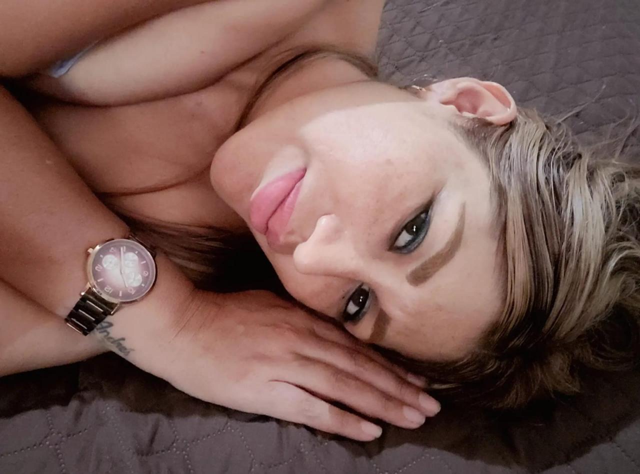 Chica busca chico en Jaén: 