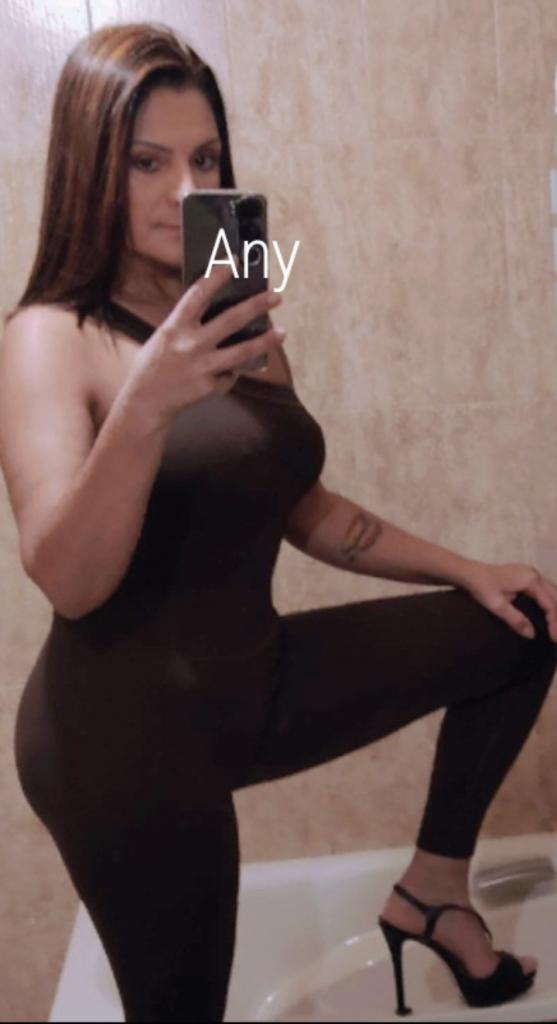 Chica busca chico en Orense: 