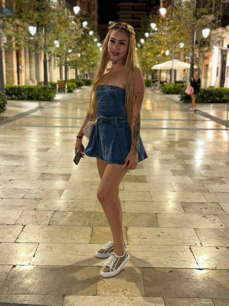 637779208: Chica busca chico en Alicante