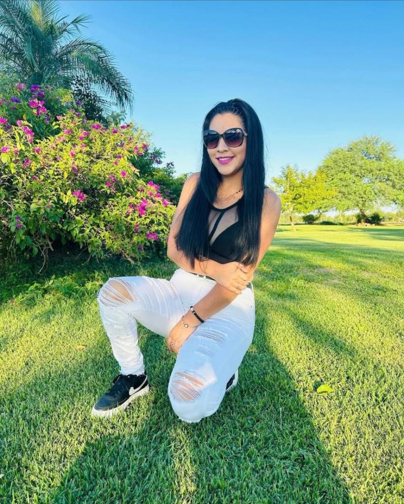 Chica busca chico en Navarra: 