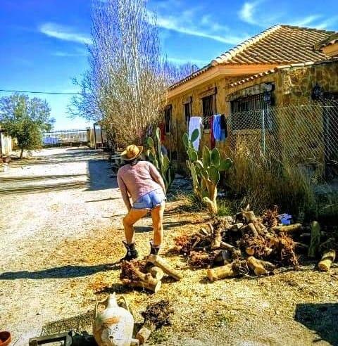 Chica busca chico en Almería: 