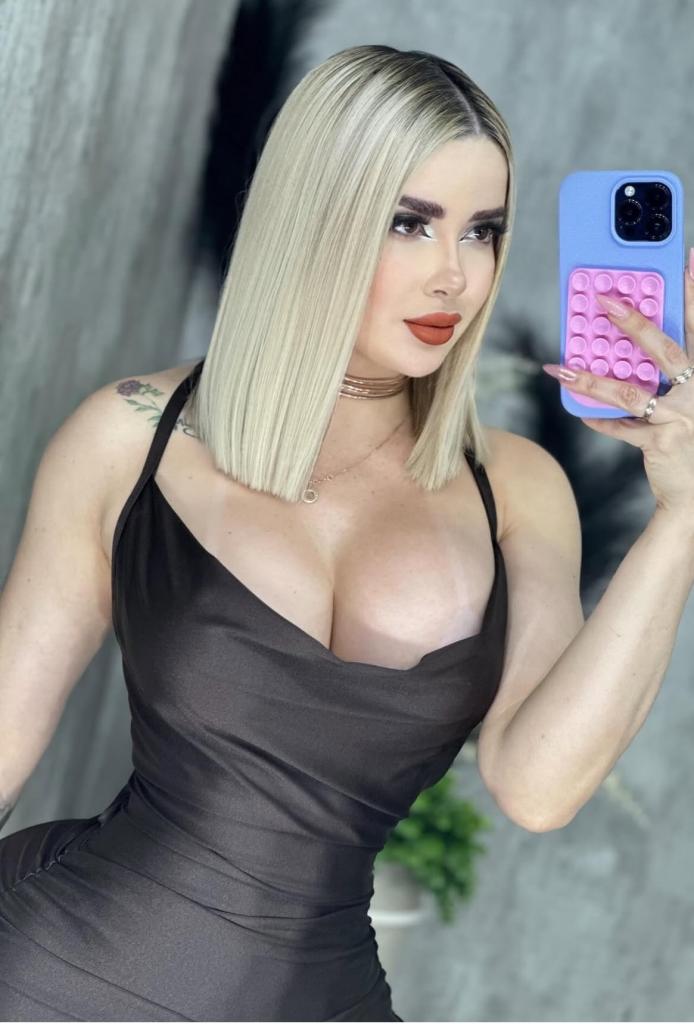 Chica busca chico en Huelva: 