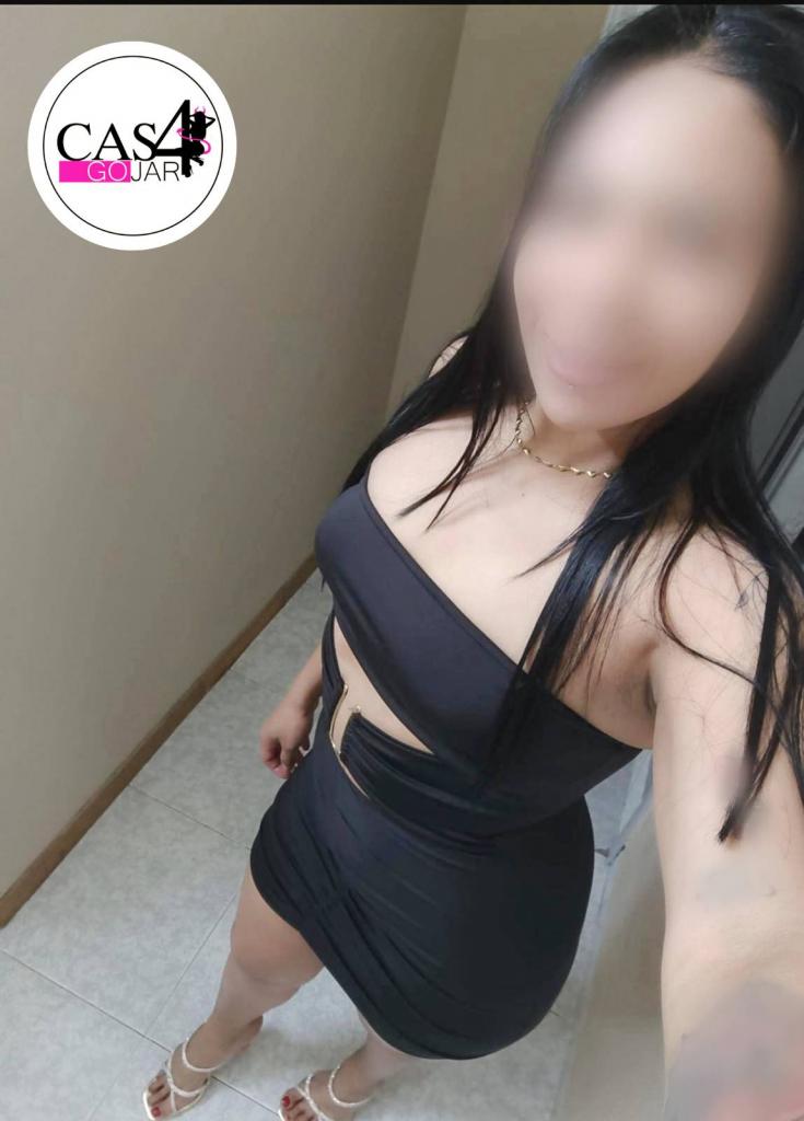 Chica busca chico en Granada: 