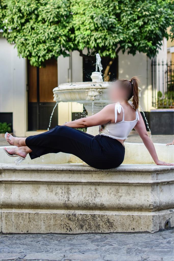 Chica busca chico en Sevilla: 