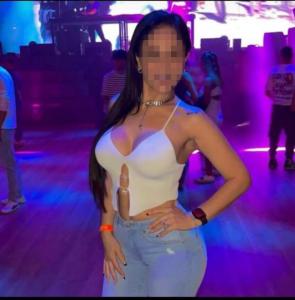 Chica busca chico en Sevilla: 