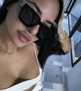 Chica busca chico en Menorca: 