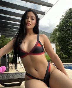 Chica busca chico en Almería: 