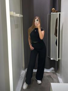 672954764: Chica busca chico en Melilla