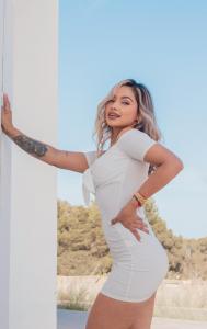 610896279: Chica busca chico en Ibiza