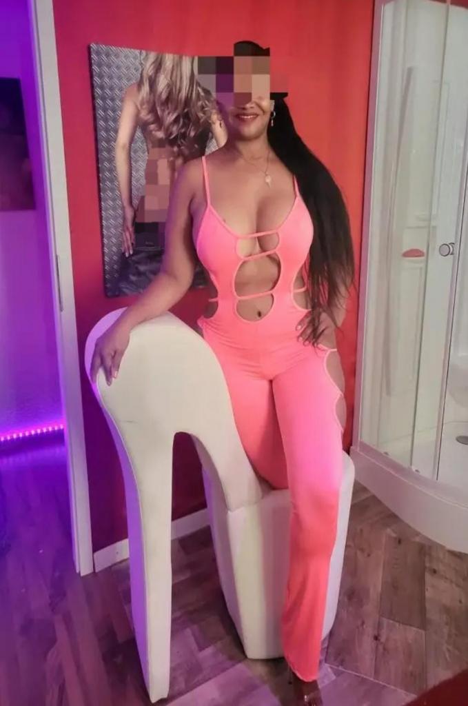 Chica busca chico en Sevilla: 