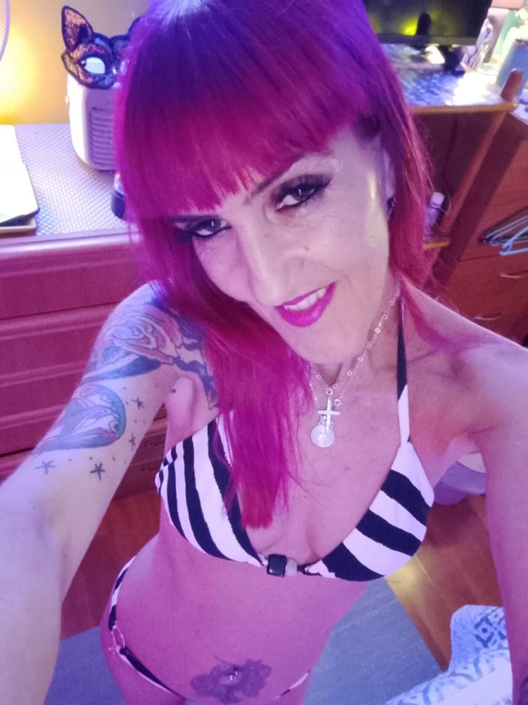Chica busca chico en Asturias: Chica busca chico