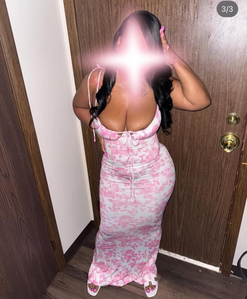 643772011: Chica busca chico en Navarra