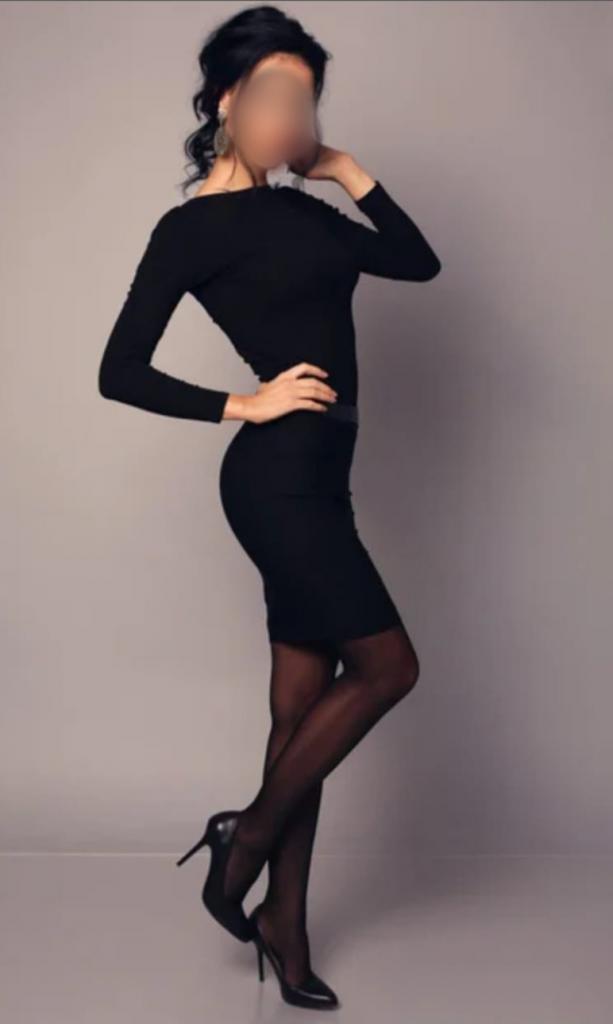 604141319: Chica busca chico en Cantabria