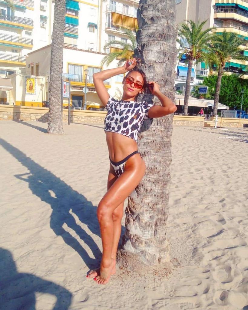 625937169: Transexual en La Coruña