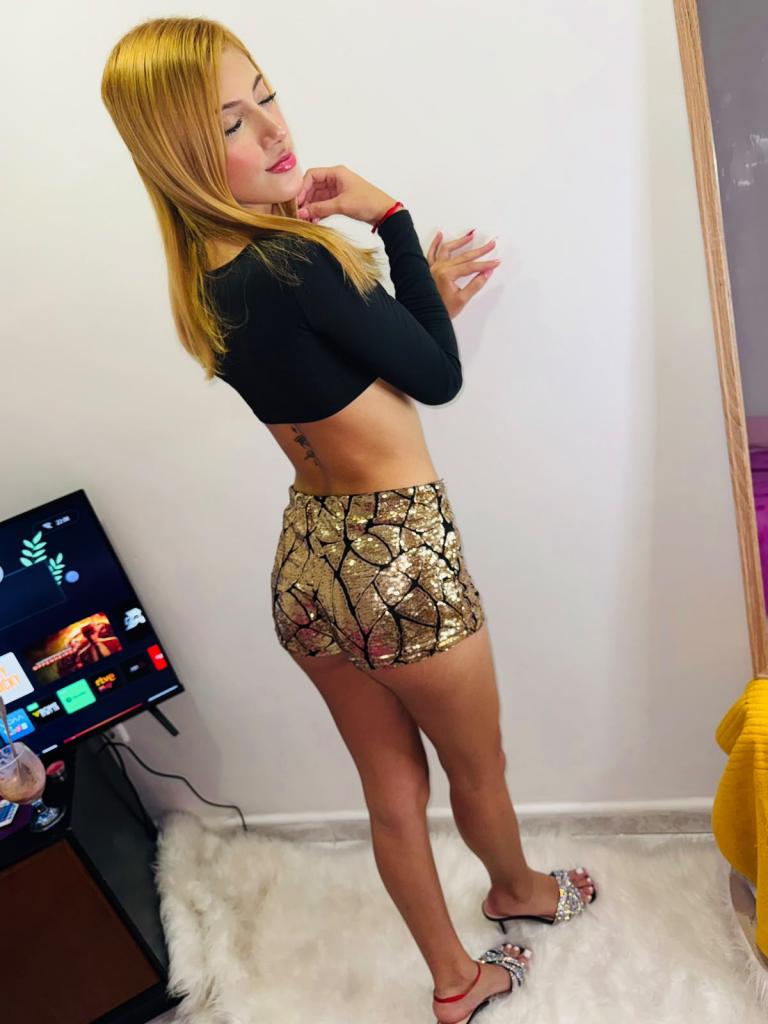 Chica busca chico en Barcelona: 