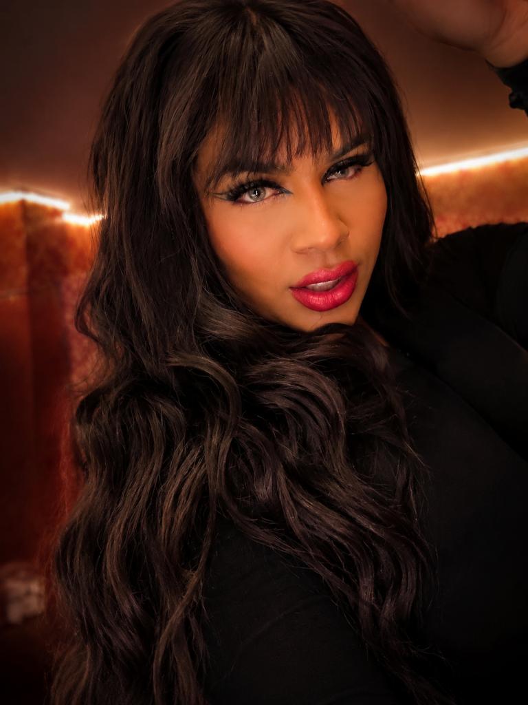 624683886: Travesti en Badajoz