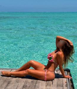 613415398: Chica busca chico en Cádiz