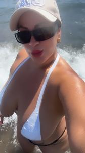 663338682: Chica busca chico en Barcelona