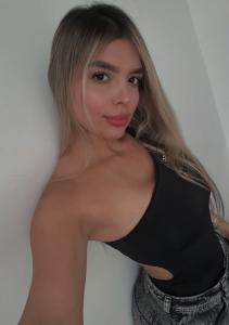 641512946: Chica busca chico en León
