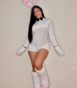 678592929: Chica busca chico en Madrid