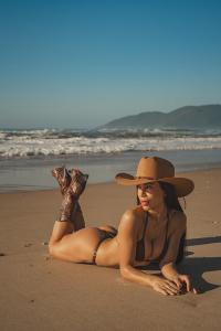 612441036: Chica busca chico en Madrid