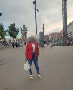 613619222: Chica busca chico en Barcelona