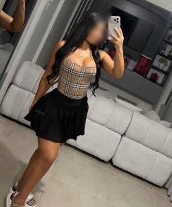 664248549: Chica busca chico en Sevilla