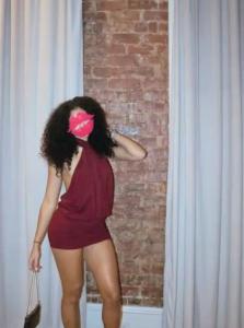632904153: Chica busca chico en La Coruña