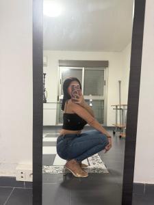 745022099: Chica busca chico en Granada