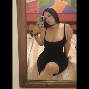 663338682: Chica busca chico en Barcelona