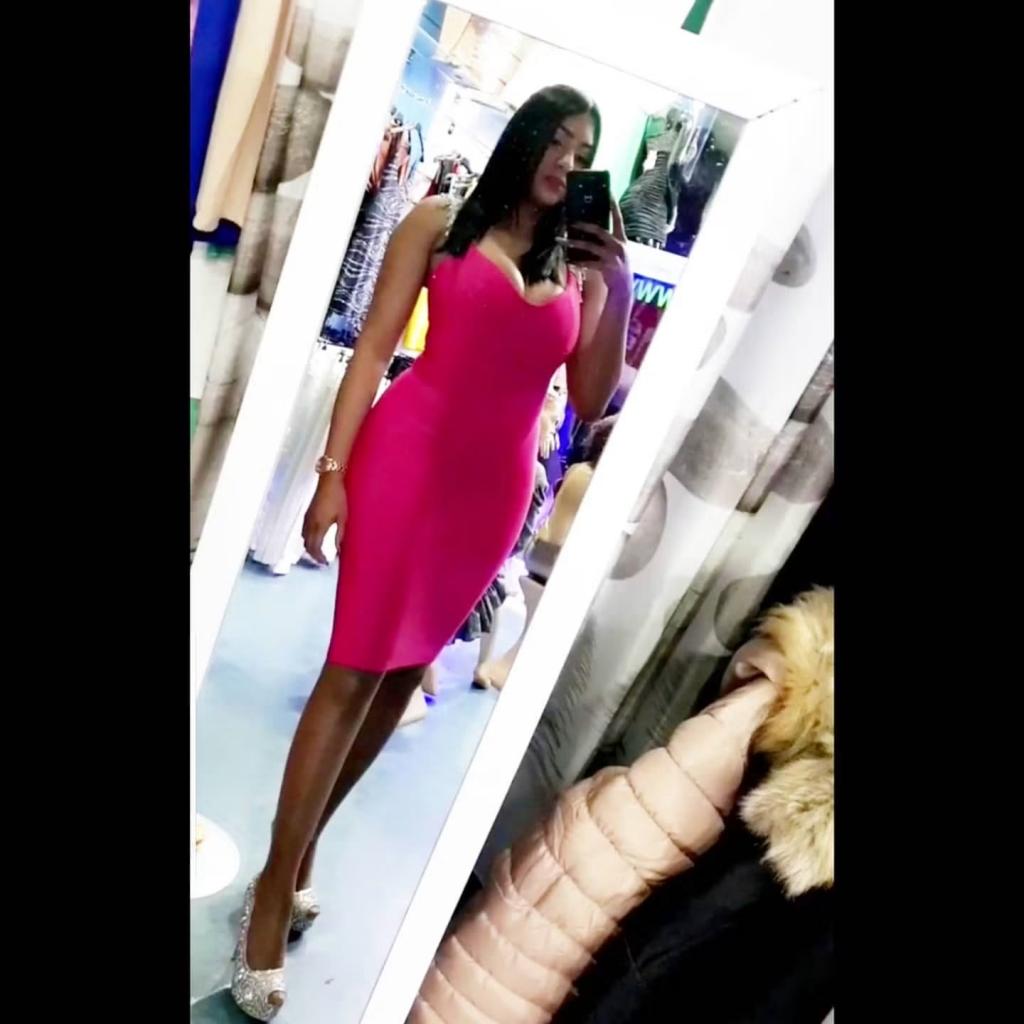 661467542: Chica busca chico en La Coruña