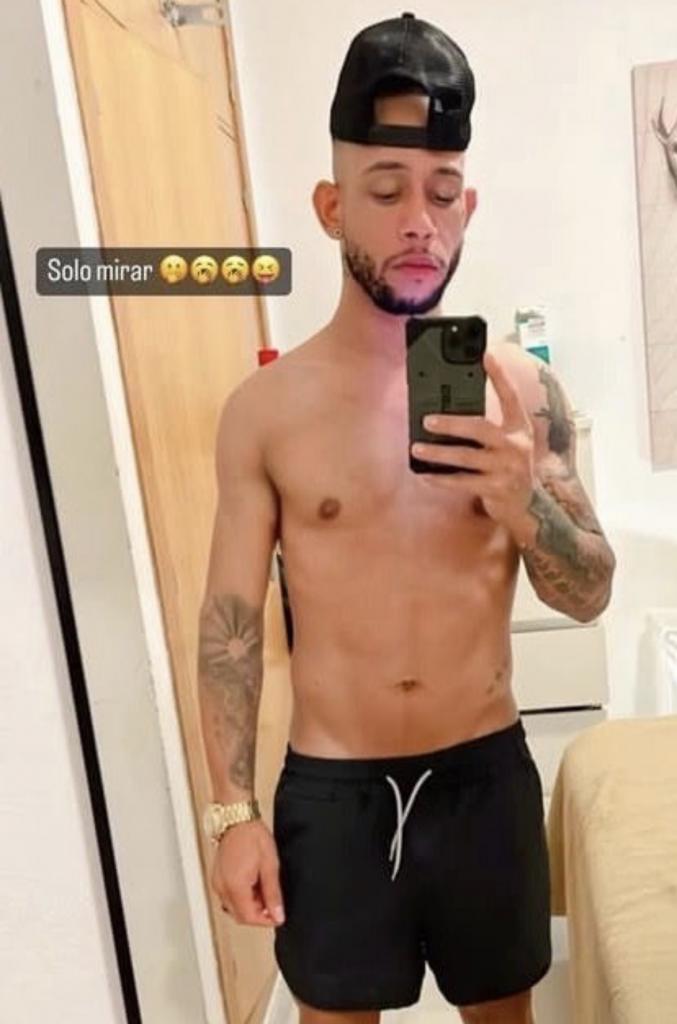 722469208: Chica busca chico en Tenerife
