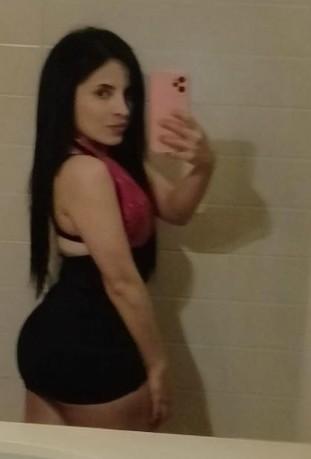 670213520: Chica busca chico en Tarragona