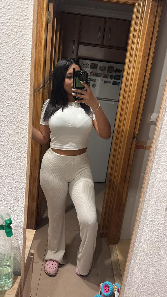 Chica busca chico en Valencia: Chica busca chico