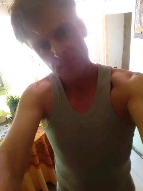 624926756: Chico busca chica en Gerona