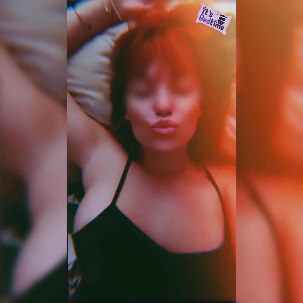Chica busca chico en Valencia: Chica busca chico