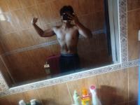 647129512: Chico busca chica en Madrid